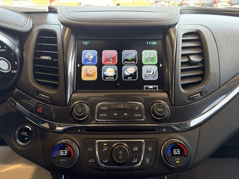 Used 2017 Chevrolet Impala Premier w/ Enhanced Convenience Package FWD image 16