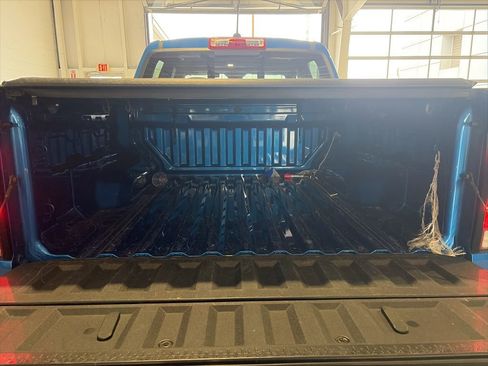 Used 2023 Chevrolet Colorado Trail Boss w/ Technology Package image 11