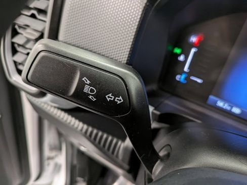 Used 2024 Ford Ranger XL image 18