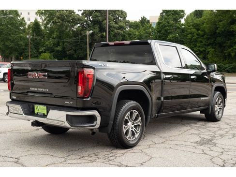 Used 2025 GMC Sierra 1500 SLT AWD/4WD image 8