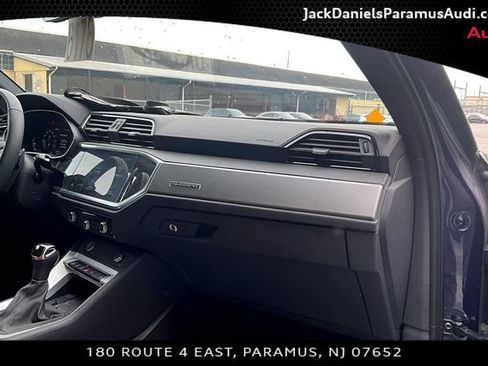 Used 2025 Audi Q3 2.0T Premium w/ Convenience Package AWD/4WD image 14