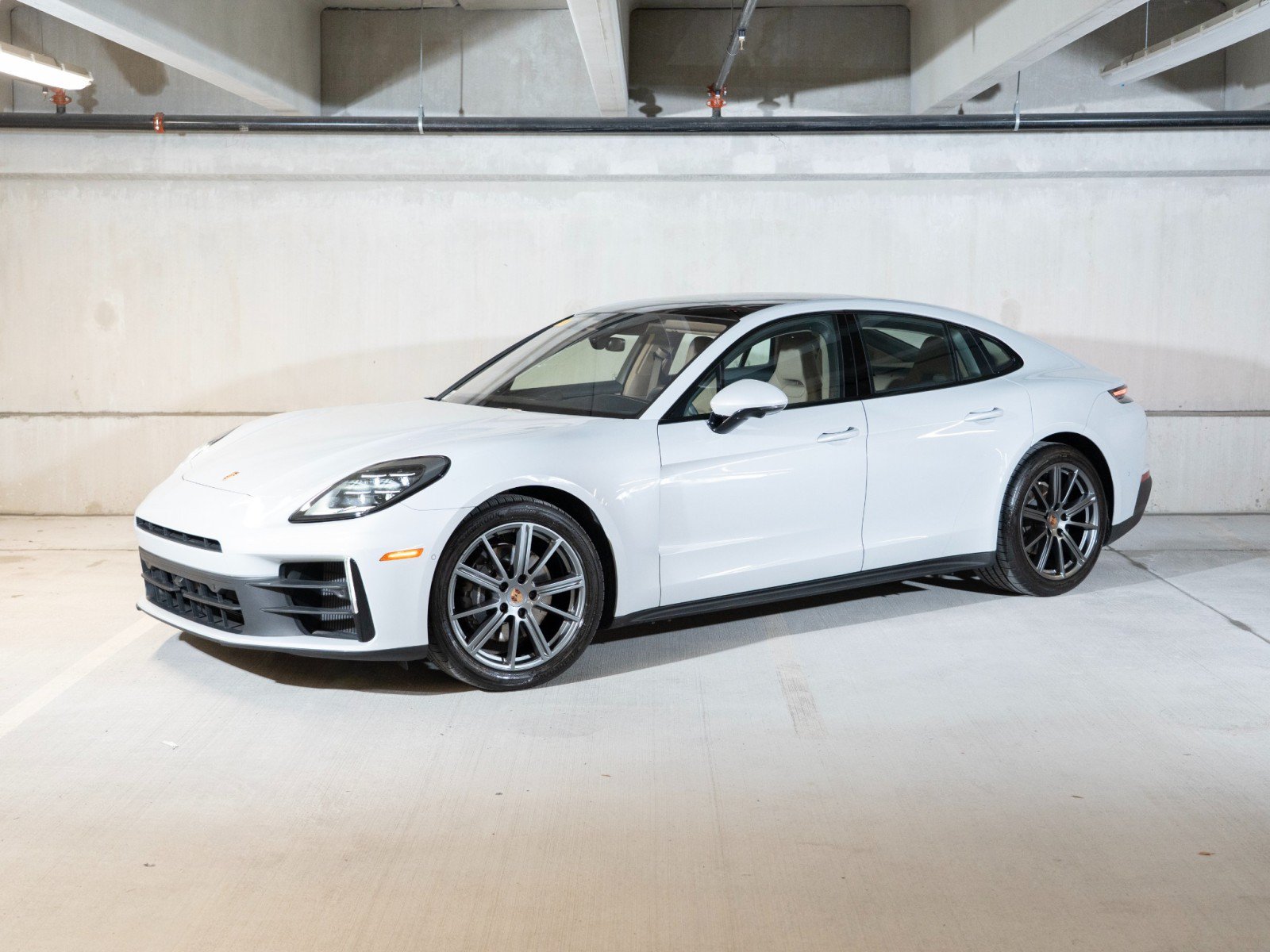 Certified 2026 Porsche Panamera RWD image 1