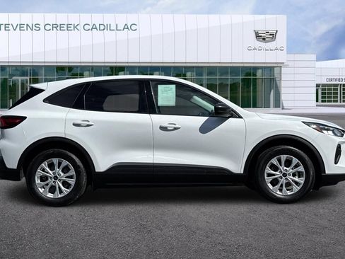 Used 2025 Ford Escape Active FWD image 2