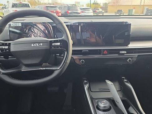 New 2026 Kia Sorento EX FWD image 18