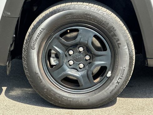 Used 2021 Jeep Renegade Sport AWD/4WD image 27