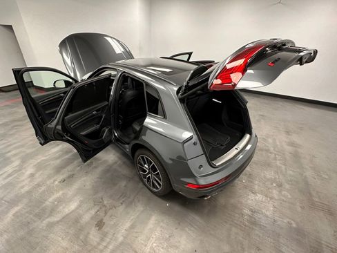 Used 2023 Audi SQ5 Prestige w/ Prestige Package image 51
