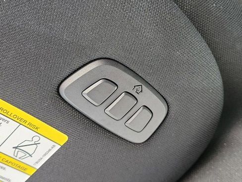 Used 2025 Lincoln Navigator Reserve AWD/4WD image 30