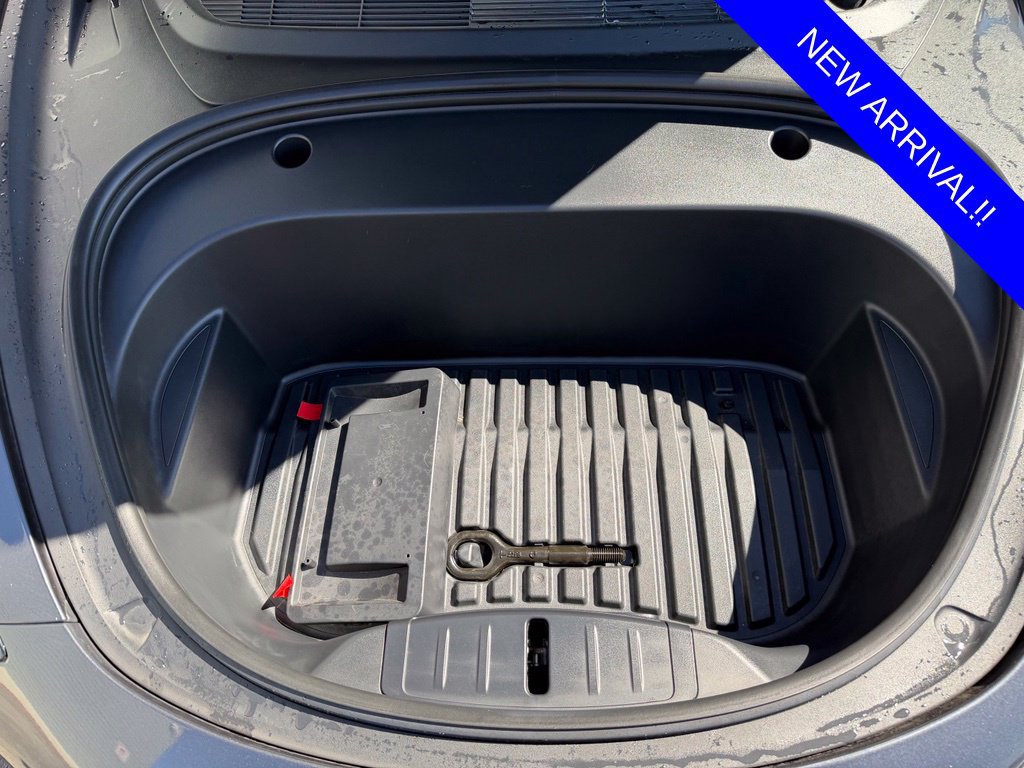 Used 2023 Tesla Model 3 Standard Range RWD image 4