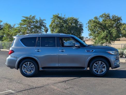 Used 2021 INFINITI QX80 Luxe image 7