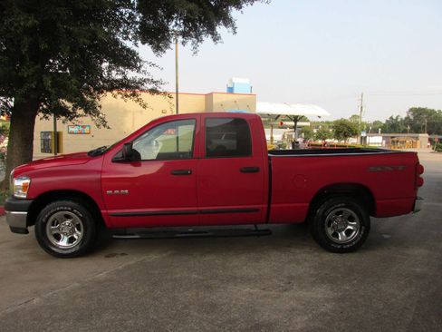 Used 2008 Dodge Ram 1500 Truck ST image 4