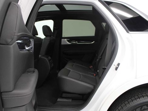 Certified 2023 Cadillac XT5 Premium Luxury image 37