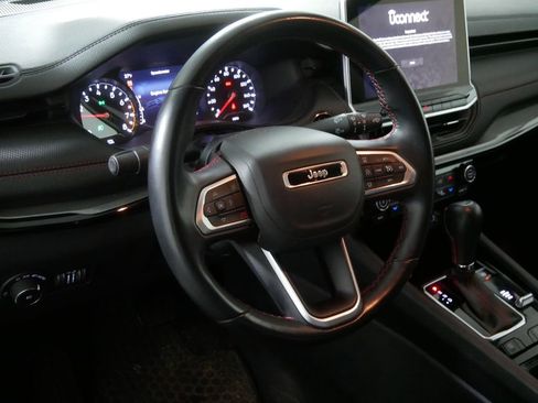 Used 2022 Jeep Compass Trailhawk w/ Trailhawk Convenience Group image 11