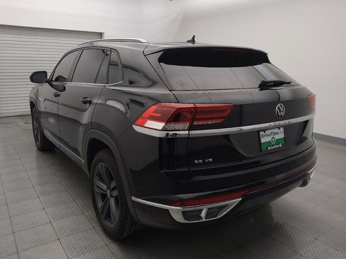 Used 2020 Volkswagen Atlas Cross Sport SE w/ Panoramic Sunroof Package image 5