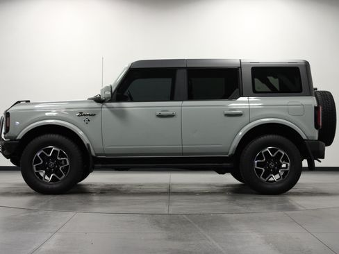 Used 2023 Ford Bronco Outer Banks AWD/4WD image 7