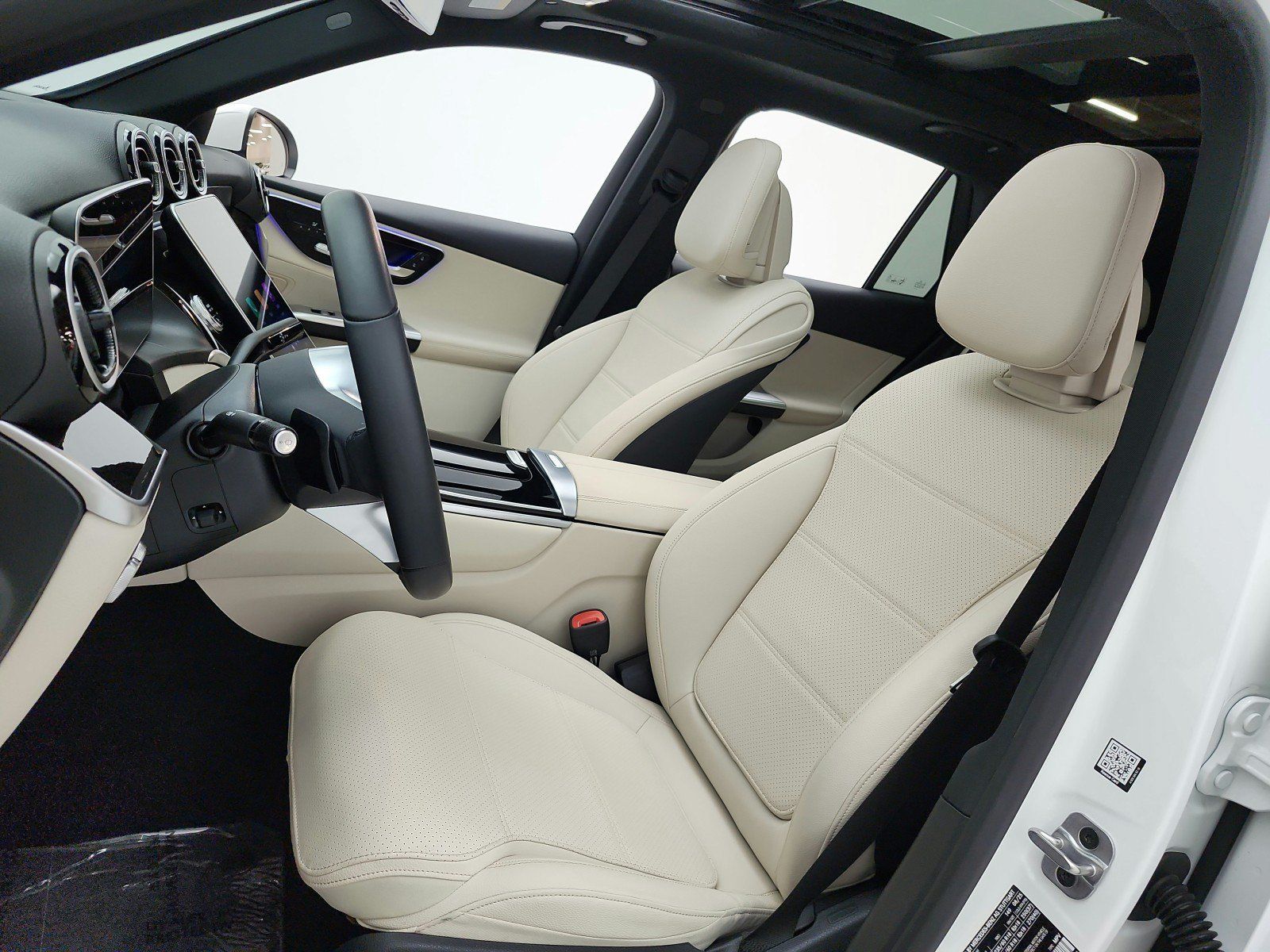 Certified 2026 Mercedes-Benz GLC 300 4MATIC image 10