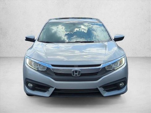 Used 2017 Honda Civic EX-L image 2