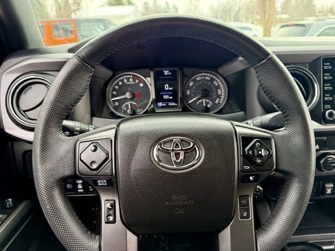 Used 2023 Toyota Tacoma TRD Off-Road image 24