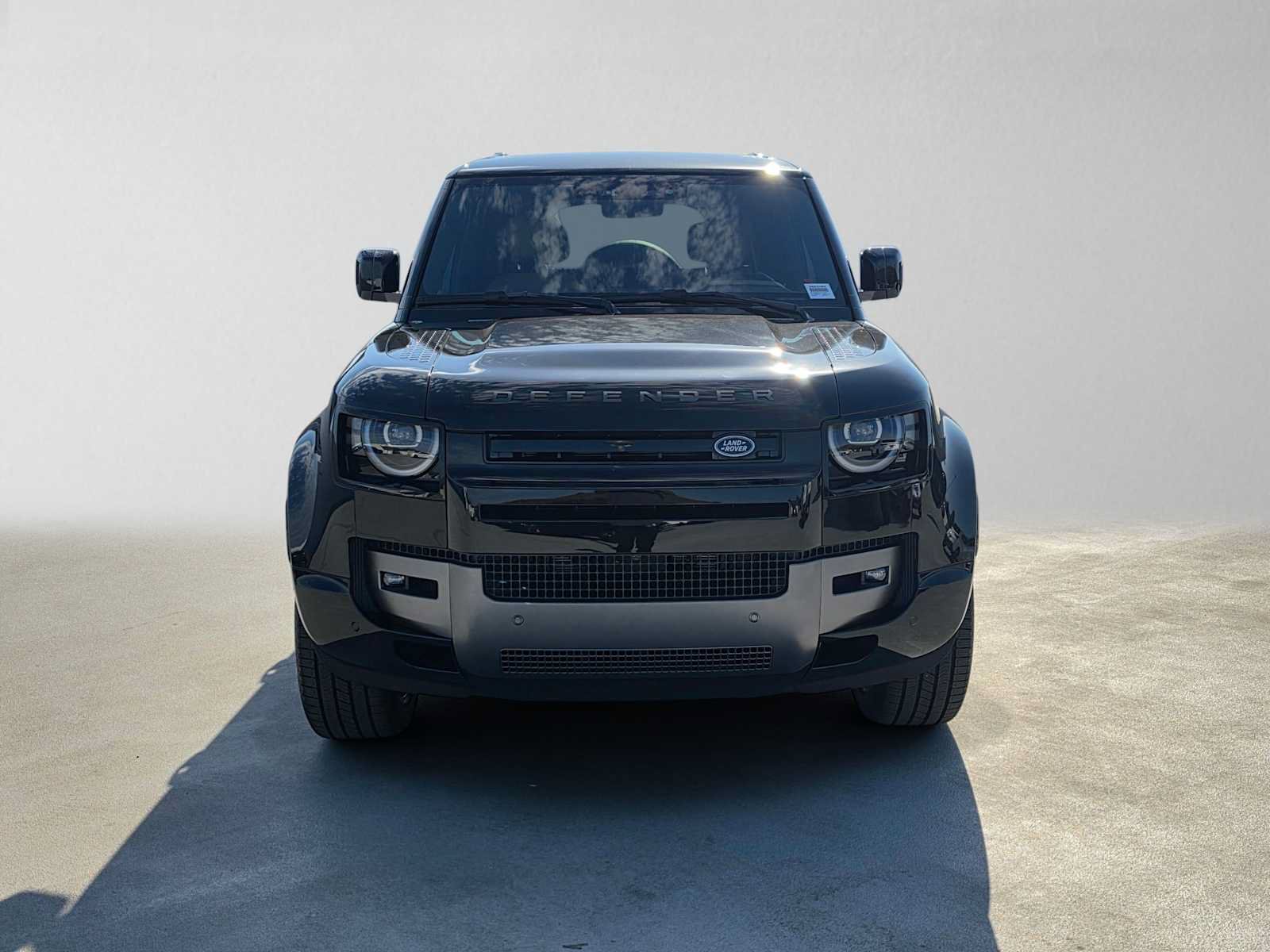 New 2026 Land Rover Defender 130 V8 AWD/4WD image 8