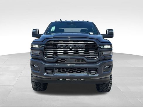 New 2026 RAM 2500 Big Horn AWD/4WD image 9
