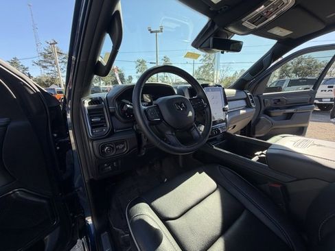 Used 2023 RAM 1500 Limited image 9