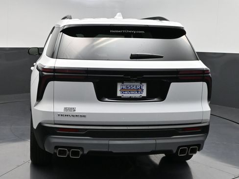 New 2026 Chevrolet Traverse LT w/ Driver Confidence Package FWD image 6
