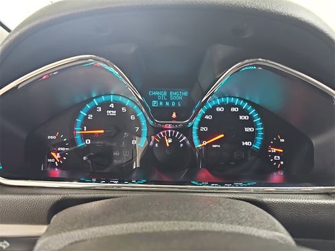 Used 2017 Chevrolet Traverse LT image 25