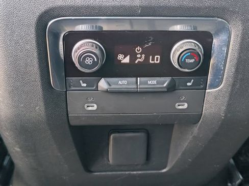 Used 2023 Chevrolet Suburban RST w/ Luxury Package RWD image 16