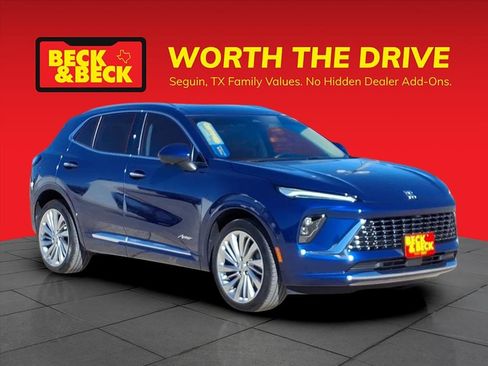 Certified 2024 Buick Envision Avenir image 3