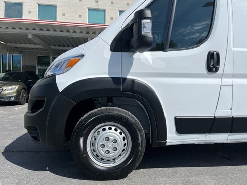 New 2026 RAM ProMaster 2500 w/ Convenience Group image 9
