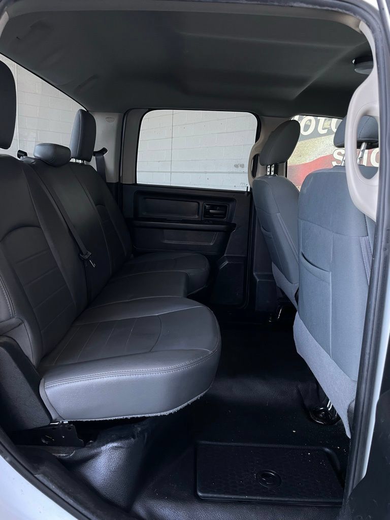 Used 2018 RAM 1500 4x4 Crew Cab w/ Protection Group image 15