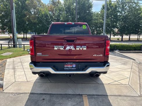 Used 2025 RAM 1500 Laramie AWD/4WD image 12