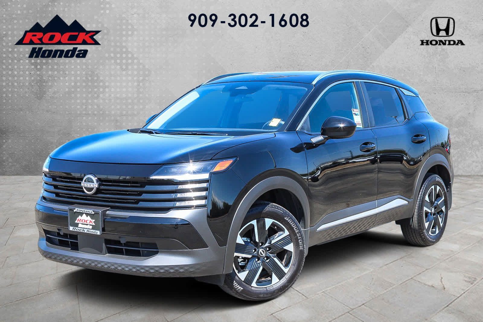 Used 2026 Nissan Kicks SV w/ SV Premium Package AWD/4WD image 1