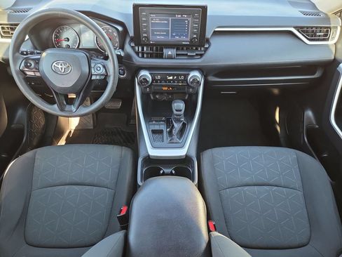 Used 2021 Toyota RAV4 XLE FWD image 14