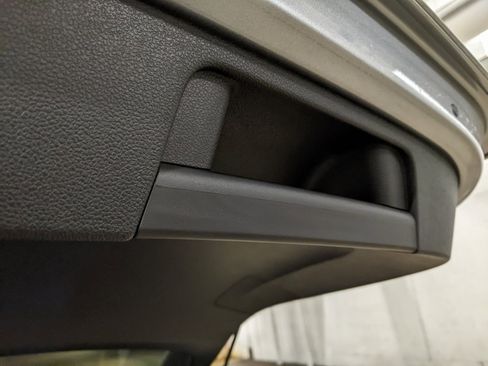 New 2026 Volkswagen Taos SE image 30