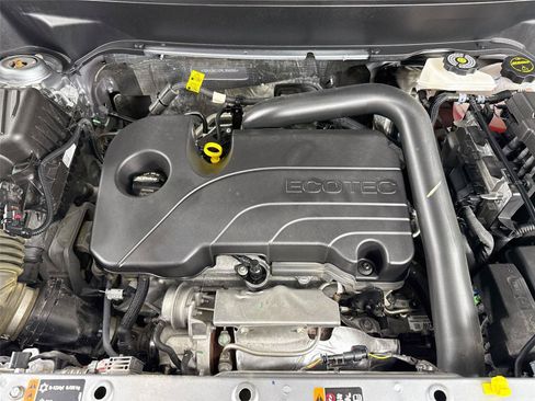 Used 2024 Chevrolet Equinox RS FWD image 30