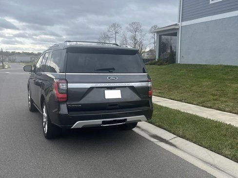 Used 2018 Ford Expedition Platinum image 4