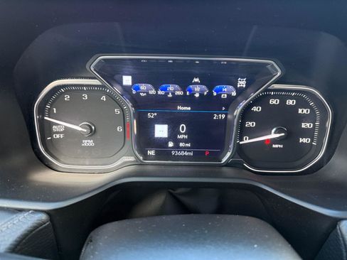 Used 2021 GMC Yukon Denali w/ Denali Premium Package image 22