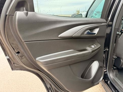 Used 2023 Chevrolet TrailBlazer LT image 13