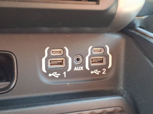 Used 2021 RAM 1500 Big Horn AWD/4WD image 19