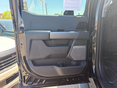 Used 2025 Ford F350 Lariat w/ Lariat Ultimate Package AWD/4WD image 11