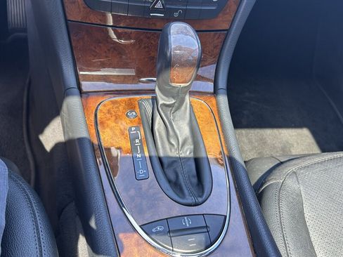 Used 2005 Mercedes-Benz E 500 Sedan image 15