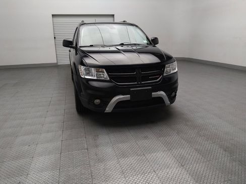 Used 2019 Dodge Journey Crossroad w/ Family Entertainment Group FWD image 14