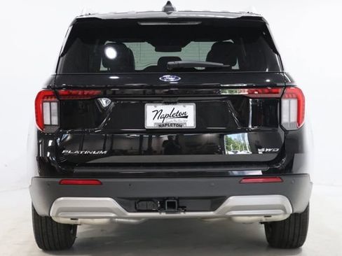 Used 2026 Ford Explorer Platinum AWD/4WD image 7