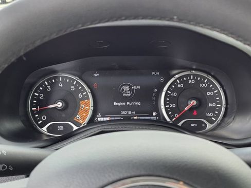 Used 2021 Jeep Renegade Latitude FWD image 12