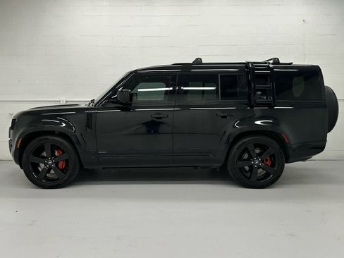 Used 2024 Land Rover Defender 130 X AWD/4WD image 3