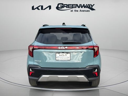 New 2026 Kia Seltos EX FWD image 3