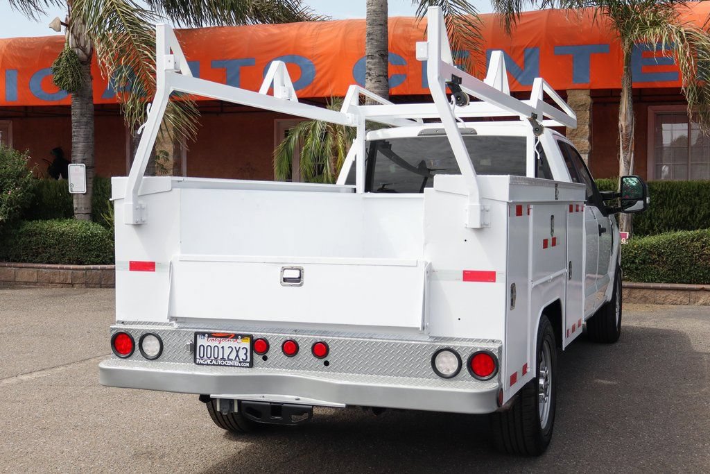 Used 2018 Ford F350 XL w/ Power Equipment Group RWD image 9