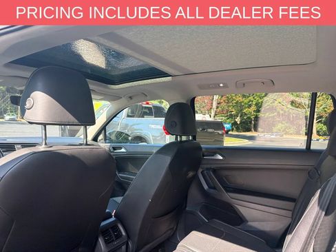 Used 2021 Volkswagen Tiguan SE AWD/4WD image 10