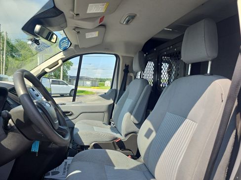 Used 2016 Ford Transit 250 130 Low Roof RWD image 15