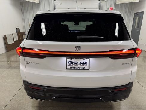 New 2026 Buick Enclave Sport Touring image 5